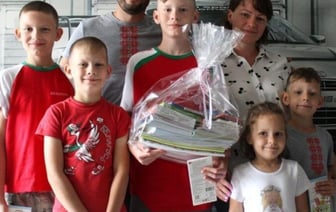 Сколько стоит собрать в школу четырех детей? Опыт многодетных родителей