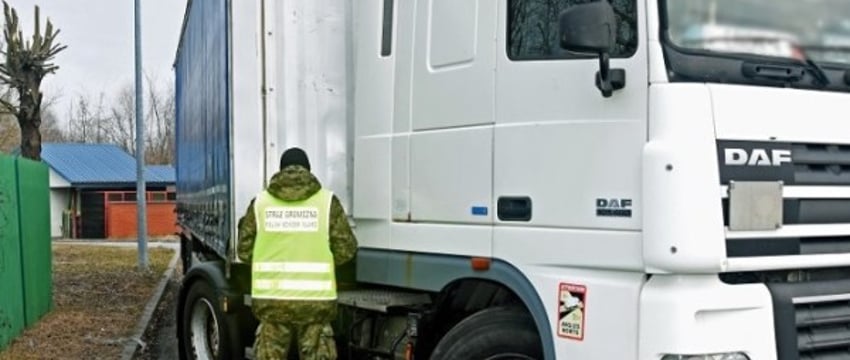 Белоруса на грузовике не выпустили из Польши, и вот почему