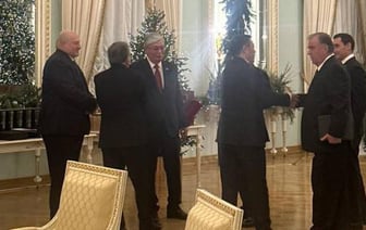 Путин угостил новогодними блюдами Лукашенко и других лидеров СНГ