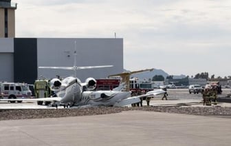 Два самолета столкнулись в аэропорту США