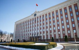 Кто может занять пост главы Администрации Лукашенко? Мнение Александра Класковского и Павла Латушко