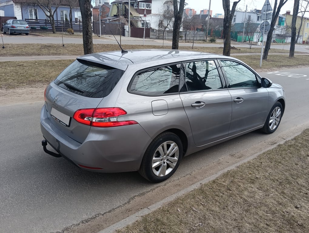 Белорус купил Peugeot 308 из Европы и обслужил по полной