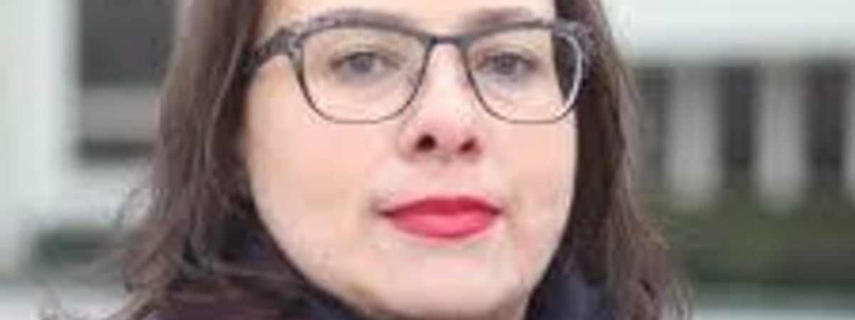 Павышэньне прэстыжу сілавікоў, шлюб у 17 гадоў, парлямэнцкая рэспубліка. Канапацкая агучыла сваю перадвыбарчую праграму