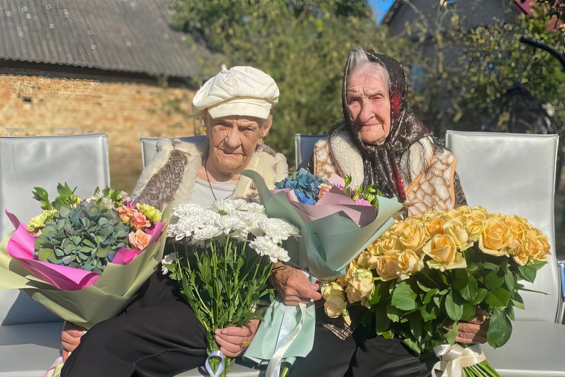 В Беларуси установлен рекорд: близняшкам исполнилось 99 лет!
