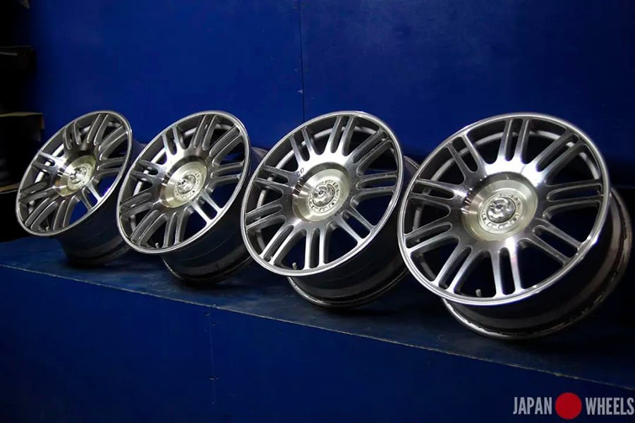 За мечту отдал $40 тысяч: парень из Кобрина создал точную копию BMW из NFS Most Wanted