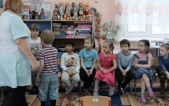 Лукашенко предложил посмотреть на режим работы детских садов и подстроиться под родителей