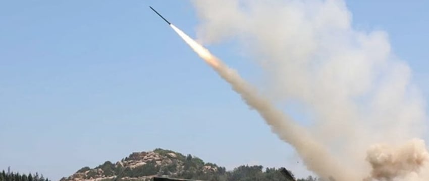 Китай проводит первый публичный испытательный запуск межконтинентальной баллистической ракеты