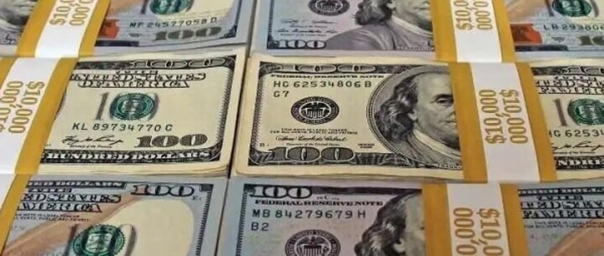 На границе остановили уже 740 человек, которые не задекларировали валюту. У них забрали миллионы