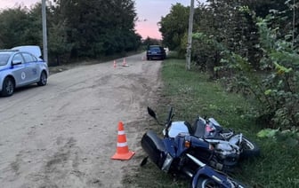 В Дрогичинском районе водитель Peugeot не уступил дорогу мотоциклу