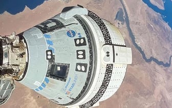 Застрявших американских космонавтов вернут с МКС в феврале