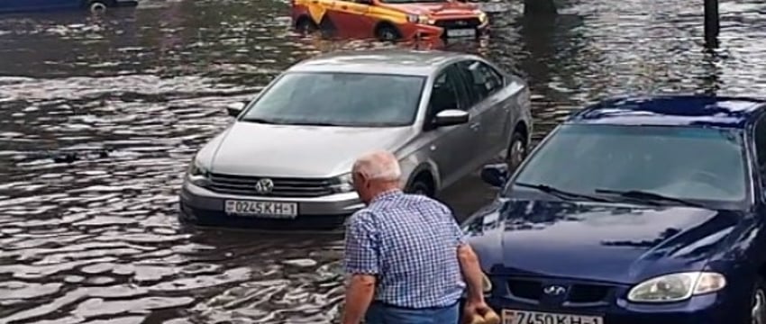 Наводнение в Бресте: видео от очевидцев