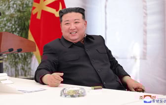 Ким Чен Ын принял российскую военную делегацию после визита Путина.