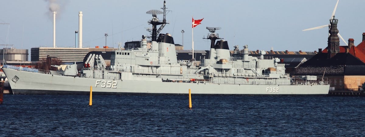 Крупнейший в мире разработчик морских ветропарков сокращает инвестиции на 25%