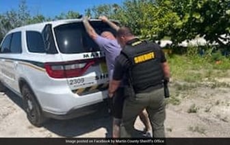 Полиция в США использует потерянный наушник для отслеживания подозреваемого в наезде и побеге: "Это сработало"