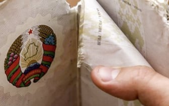 Вышла замуж — не поменяла паспорт. Сколько человек развернули на границе в 2024-м из-за проблемных документов