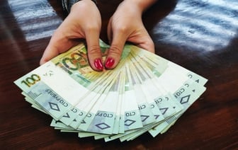 Штраф 2000 руб. и конфискация 9600 руб. Белорус три раза дал долг и попал в суд