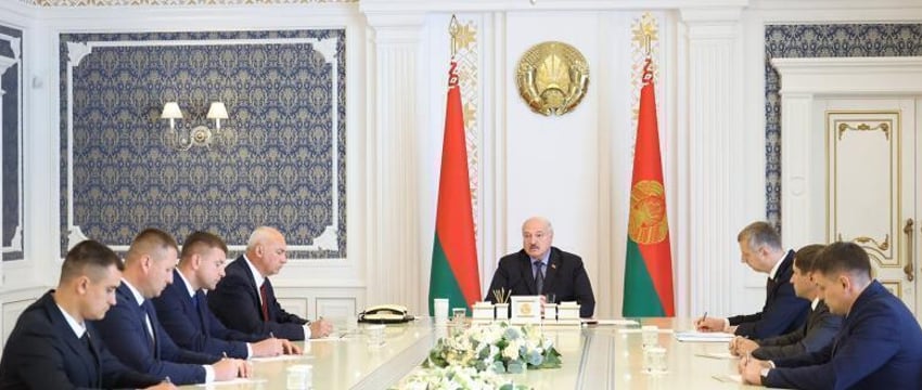 Лукашенко назначил новых министров, послов и губернатора Брестской области