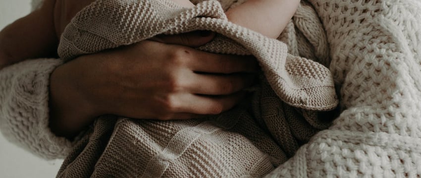 «Ее глаза невозможно забыть» — соседка женщины, задушившей в Орше четырех своих детей