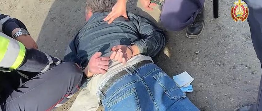 Экстремист семь раз ударил милиционеров ножом при задержании в Могилеве