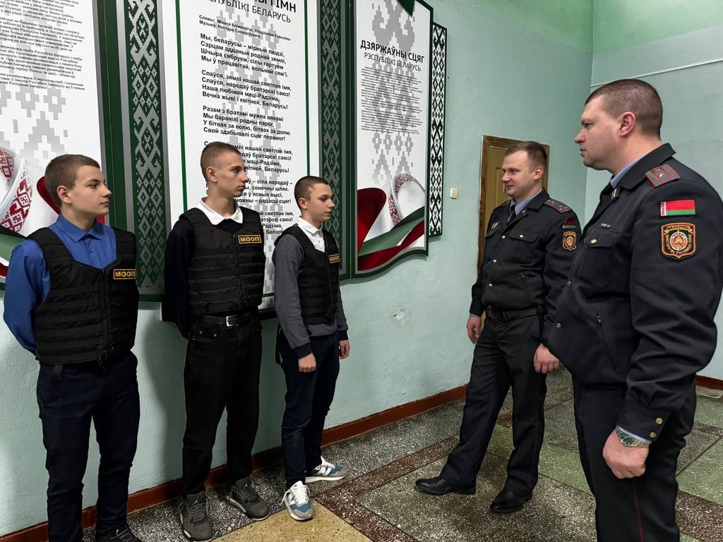 Возле Бреста выявлены надписи с запрещенной рекламой