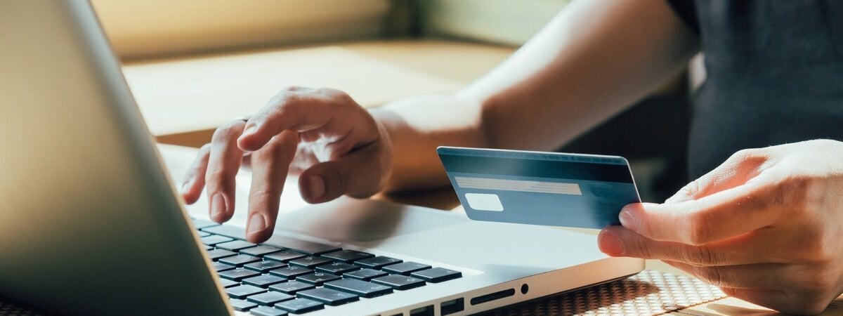 Штраф — 8000 рублей. В Борисовском районе парень продавал «билеты» на концерт и получил «уголовку»