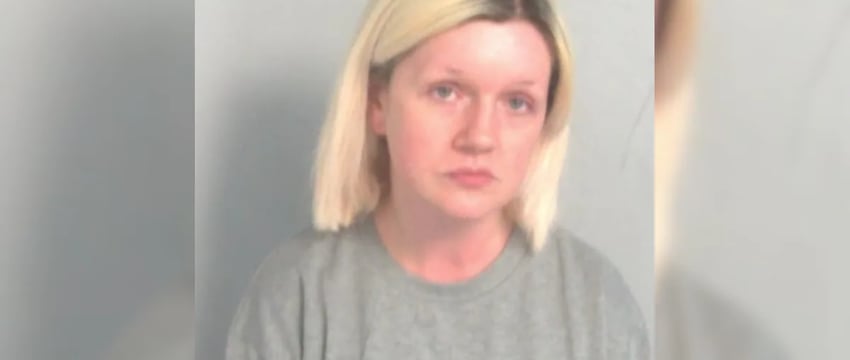 Жительница Великобритании убила родителей и прожила с их трупами несколько лет