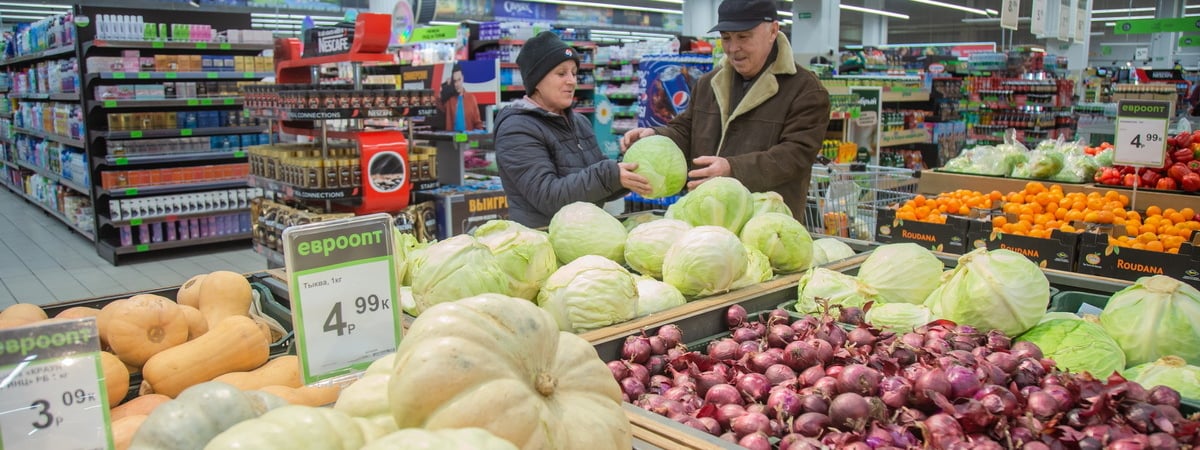 Совмин Беларуси установил предельные цены на яблоки и 6 видов овощей. На что отменил госрегулирование? — Официально