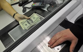Белорусские банки изменили требования к иностранным купюрам. Какие не примут в обменниках с 1 февраля?