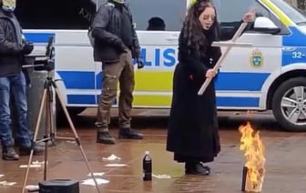 В Швеции сожгли Коран: акция инициирована жительницей страны