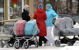 Депутаты решили поднять некоторые детские пособия белорусам в два раза