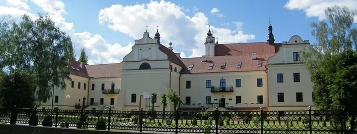 «Средства были необходимы на здание, а не учреждение». Стала известна причина закрытия католической семинарии в Пинске