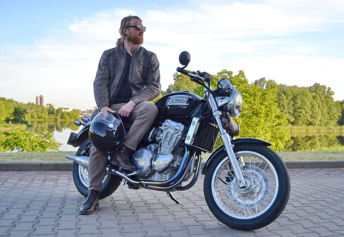Житель Жабинки случайно приобрёл уникальный Triumph Thunderbird 900