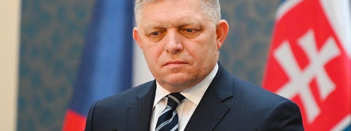 Покушение на премьер-министра Словакии: Роберт Фицо тяжело ранен