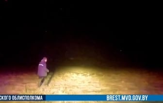 Водитель мопеда проведет 20 суток в ИВС за пьяную езду и неповиновение
