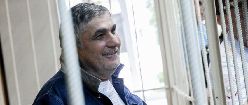 Криминального авторитета Шакро Молодого освободили досрочно