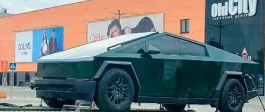 Прибытие Tesla Cybertruck в Гродно