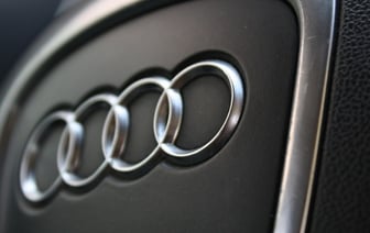 Атака кислотой на Audi: история и причины