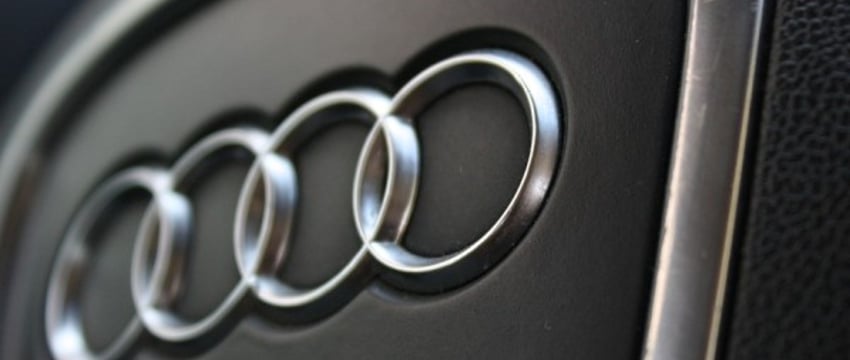 Атака кислотой на Audi: история и причины