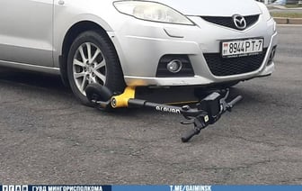 В Минске водитель сбила пешехода на электросамокате. Это первый случай в сезоне — Видео