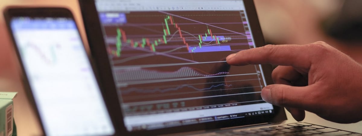 В Гродно женщина поверила в рекламу, которую мошенники создали с помощью нейросети