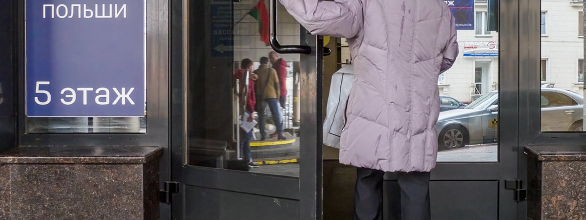 Понадобится телефон с камерой. Польские визовые центры изменили процедуру регистрации для белорусов