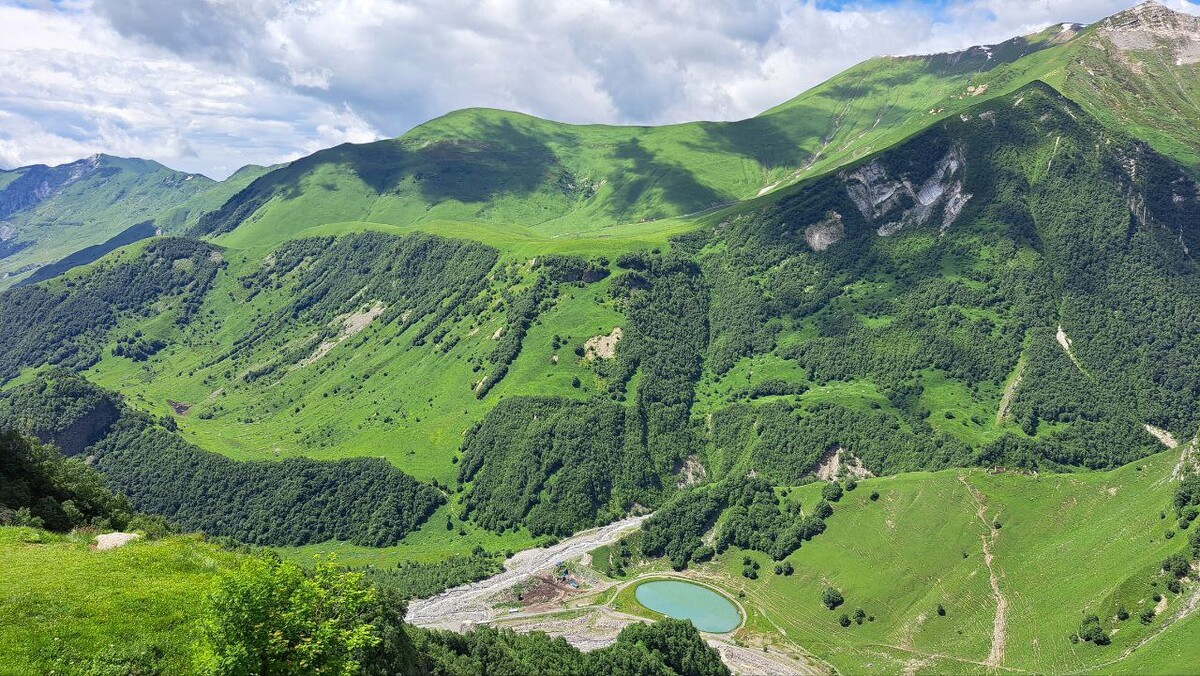 «Успели сходить пешком в Турцию». Белорусы рассказали, как съездили в Грузию