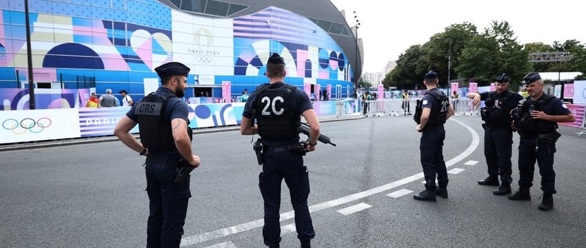 Аэропорт Франко-швейцарии был эвакуирован из соображений безопасности перед Олимпиадой.