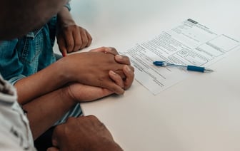 ЕС в июне примет решение о правовом статусе украинцев после достижения мира
