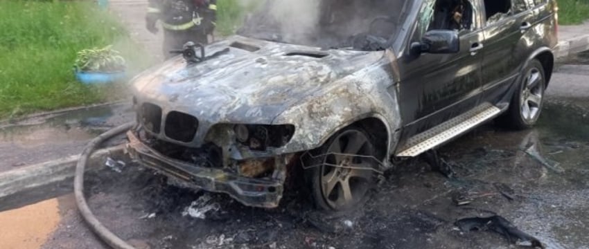 Пожар BMW X5 под Могилевом: причины и последствия