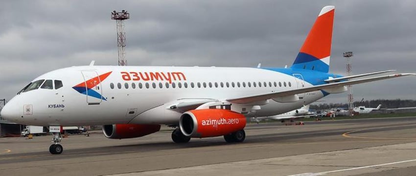 Самолет SSJ-100 совершил экстренную посадку в Минводах