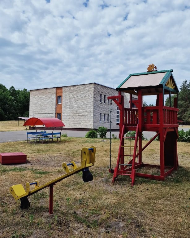 Оздоровительный лагерь «Волна-Любань» готовится принять первую смену детей (Кобринский район, аг. Дивин)