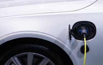 В Китае количество зарядных колонок для электромобилей за год увеличилось почти на 50%