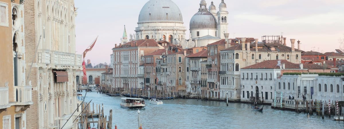 Синоптики рассказали, когда в Беларуси ждать «движение жаркого воздуха» до +30°С. А где температура опустится до +4°С?