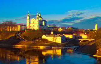 Двина уже затапливает набережную в Витебске